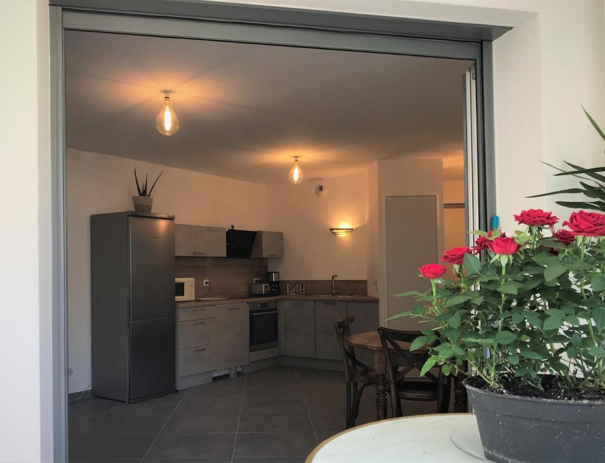 La Providence Apartment อานซี ภายนอก รูปภาพ